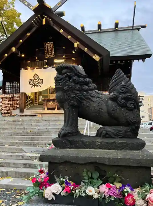 札幌諏訪神社の狛犬