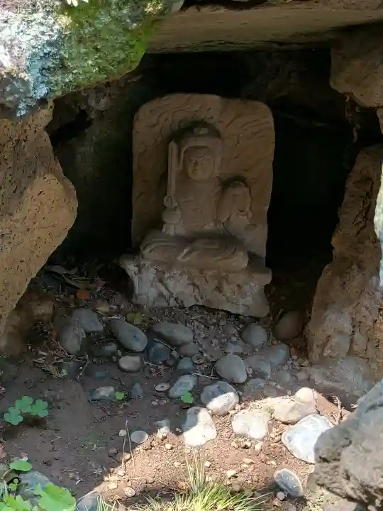 成田山川越別院の{uncategorized: "未分類", other: "その他", undefined: "問題あり", building: "その他建物", grave: "お墓", sacred_gate: "鳥居", guardian: "狛犬", statue: "像", buddha: "仏像", history: "歴史", nature: "自然", garden: "庭園", animal: "動物", pagoda: "塔", temizu: "手水舎", mountain_gate: "山門・神門", sanctuary: "本殿・本堂", subordinate: "末社・摂社", art: "芸術", scenery: "景色", jizo: "地蔵", ema: "絵馬", goshuin: "御朱印", omikuji: "おみくじ", items: "授与品その他", amulet: "お守り", goshuincho: "御朱印帳", eats: "食事", festival: "お祭り", votive_dance: "神楽", shichigosan: "七五三参", wedding: "結婚式", experience: "体験その他", initially: "初詣", around: "周辺", anti_infection: "感染症対策"}