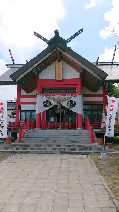 潮見ヶ岡神社の本殿・本堂