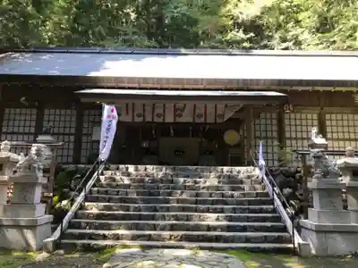 川上山若宮八幡宮の本殿・本堂