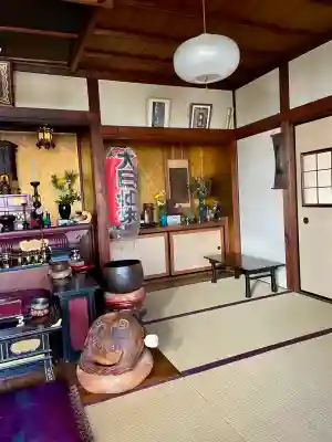 長善寺 妙足院の{uncategorized: "未分類", other: "その他", undefined: "問題あり", building: "その他建物", grave: "お墓", sacred_gate: "鳥居", guardian: "狛犬", statue: "像", buddha: "仏像", history: "歴史", nature: "自然", garden: "庭園", animal: "動物", pagoda: "塔", temizu: "手水舎", mountain_gate: "山門・神門", sanctuary: "本殿・本堂", subordinate: "末社・摂社", art: "芸術", scenery: "景色", jizo: "地蔵", ema: "絵馬", goshuin: "御朱印", omikuji: "おみくじ", items: "授与品その他", amulet: "お守り", goshuincho: "御朱印帳", eats: "食事", festival: "お祭り", votive_dance: "神楽", shichigosan: "七五三参", wedding: "結婚式", experience: "体験その他", initially: "初詣", around: "周辺", anti_infection: "感染症対策"}