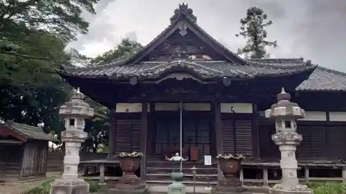 教王寺の本殿・本堂