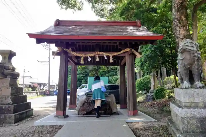 揖夜神社の手水舎