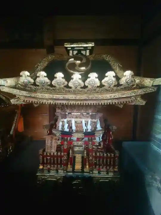 箭弓稲荷神社の{uncategorized: "未分類", other: "その他", undefined: "問題あり", building: "その他建物", grave: "お墓", sacred_gate: "鳥居", guardian: "狛犬", statue: "像", buddha: "仏像", history: "歴史", nature: "自然", garden: "庭園", animal: "動物", pagoda: "塔", temizu: "手水舎", mountain_gate: "山門・神門", sanctuary: "本殿・本堂", subordinate: "末社・摂社", art: "芸術", scenery: "景色", jizo: "地蔵", ema: "絵馬", goshuin: "御朱印", omikuji: "おみくじ", items: "授与品その他", amulet: "お守り", goshuincho: "御朱印帳", eats: "食事", festival: "お祭り", votive_dance: "神楽", shichigosan: "七五三参", wedding: "結婚式", experience: "体験その他", initially: "初詣", around: "周辺", anti_infection: "感染症対策"}