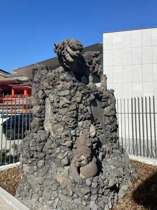 千葉神社の{uncategorized: "未分類", other: "その他", undefined: "問題あり", building: "その他建物", grave: "お墓", sacred_gate: "鳥居", guardian: "狛犬", statue: "像", buddha: "仏像", history: "歴史", nature: "自然", garden: "庭園", animal: "動物", pagoda: "塔", temizu: "手水舎", mountain_gate: "山門・神門", sanctuary: "本殿・本堂", subordinate: "末社・摂社", art: "芸術", scenery: "景色", jizo: "地蔵", ema: "絵馬", goshuin: "御朱印", omikuji: "おみくじ", items: "授与品その他", amulet: "お守り", goshuincho: "御朱印帳", eats: "食事", festival: "お祭り", votive_dance: "神楽", shichigosan: "七五三参", wedding: "結婚式", experience: "体験その他", initially: "初詣", around: "周辺", anti_infection: "感染症対策"}