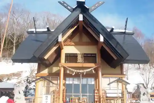 浦幌神社・乳神神社の本殿