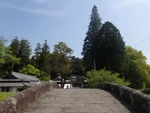 西寒多神社の建物その他