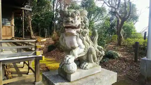 城山神社の狛犬