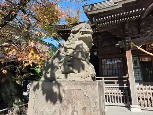 女躰大神の狛犬