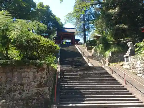 一之宮貫前神社の山門