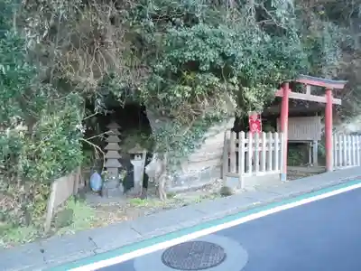 智岸寺稲荷のその他建物