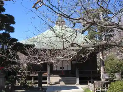 極楽寺（霊鷲山感應院極楽律寺）の本殿・本堂