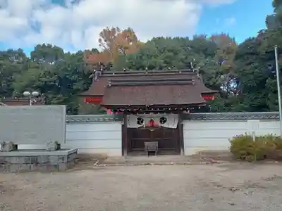 壺井八幡宮の山門・神門