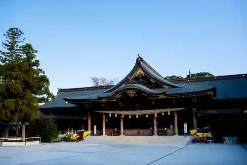 寒川神社の本殿・本堂