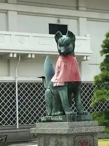 豊川閣　妙厳寺の狛犬