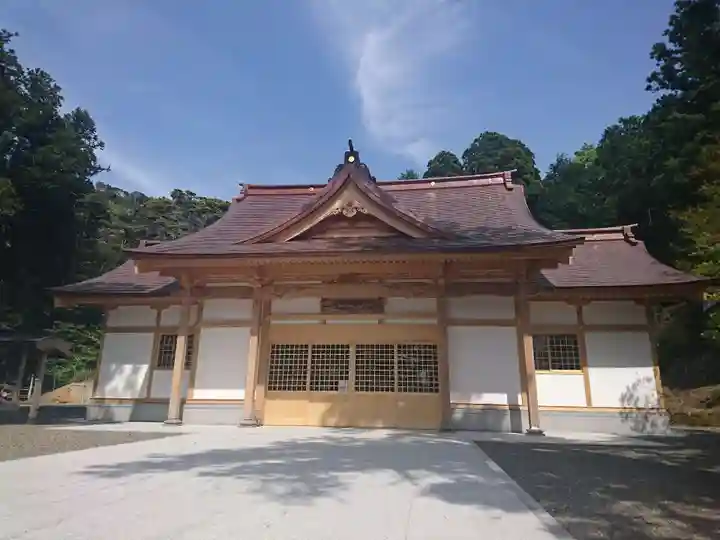 彌美神社の本殿・本堂