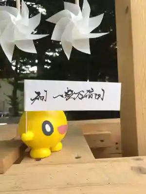 札幌諏訪神社の像