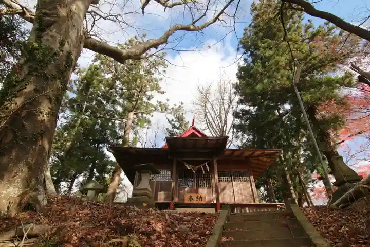 東館稲荷神社の本殿・本堂