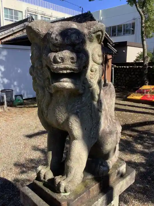 稲荷社(道徳稲荷神社)の狛犬