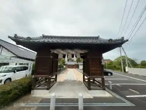 鹿島神社の{uncategorized: "未分類", other: "その他", undefined: "問題あり", building: "その他建物", grave: "お墓", sacred_gate: "鳥居", guardian: "狛犬", statue: "像", buddha: "仏像", history: "歴史", nature: "自然", garden: "庭園", animal: "動物", pagoda: "塔", temizu: "手水舎", mountain_gate: "山門・神門", sanctuary: "本殿・本堂", subordinate: "末社・摂社", art: "芸術", scenery: "景色", jizo: "地蔵", ema: "絵馬", goshuin: "御朱印", omikuji: "おみくじ", items: "授与品その他", amulet: "お守り", goshuincho: "御朱印帳", eats: "食事", festival: "お祭り", votive_dance: "神楽", shichigosan: "七五三参", wedding: "結婚式", experience: "体験その他", initially: "初詣", around: "周辺", anti_infection: "感染症対策"}