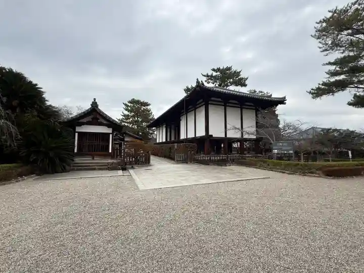法隆寺の{uncategorized: "未分類", other: "その他", undefined: "問題あり", building: "その他建物", grave: "お墓", sacred_gate: "鳥居", guardian: "狛犬", statue: "像", buddha: "仏像", history: "歴史", nature: "自然", garden: "庭園", animal: "動物", pagoda: "塔", temizu: "手水舎", mountain_gate: "山門・神門", sanctuary: "本殿・本堂", subordinate: "末社・摂社", art: "芸術", scenery: "景色", jizo: "地蔵", ema: "絵馬", goshuin: "御朱印", omikuji: "おみくじ", items: "授与品その他", amulet: "お守り", goshuincho: "御朱印帳", eats: "食事", festival: "お祭り", votive_dance: "神楽", shichigosan: "七五三参", wedding: "結婚式", experience: "体験その他", initially: "初詣", around: "周辺", anti_infection: "感染症対策"}