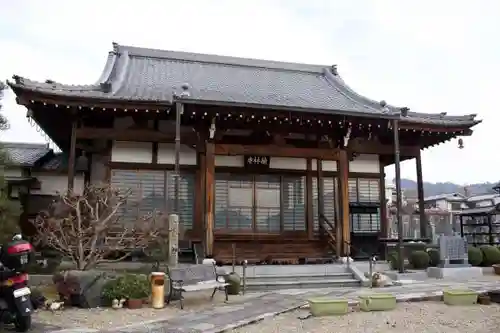 蔵林寺の本殿・本堂