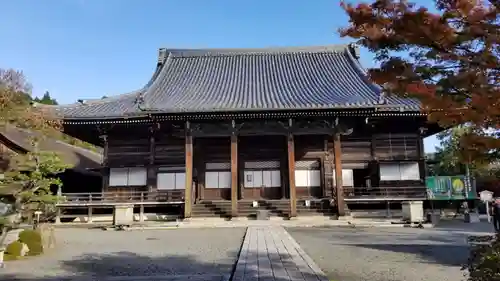 西教寺の本殿