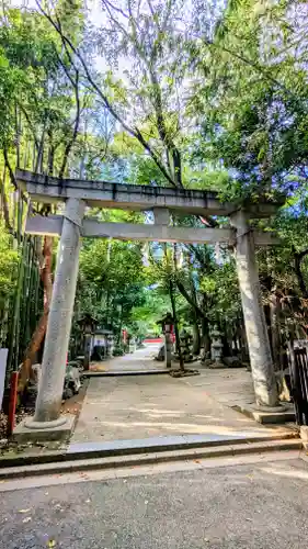 道野辺八幡宮の鳥居