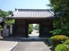 府南寺の山門