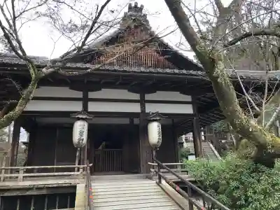 石山寺の{uncategorized: "未分類", other: "その他", undefined: "問題あり", building: "その他建物", grave: "お墓", sacred_gate: "鳥居", guardian: "狛犬", statue: "像", buddha: "仏像", history: "歴史", nature: "自然", garden: "庭園", animal: "動物", pagoda: "塔", temizu: "手水舎", mountain_gate: "山門・神門", sanctuary: "本殿・本堂", subordinate: "末社・摂社", art: "芸術", scenery: "景色", jizo: "地蔵", ema: "絵馬", goshuin: "御朱印", omikuji: "おみくじ", items: "授与品その他", amulet: "お守り", goshuincho: "御朱印帳", eats: "食事", festival: "お祭り", votive_dance: "神楽", shichigosan: "七五三参", wedding: "結婚式", experience: "体験その他", initially: "初詣", around: "周辺", anti_infection: "感染症対策"}