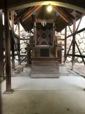 平群神社の本殿・本堂