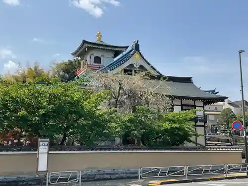 信松院の本殿・本堂