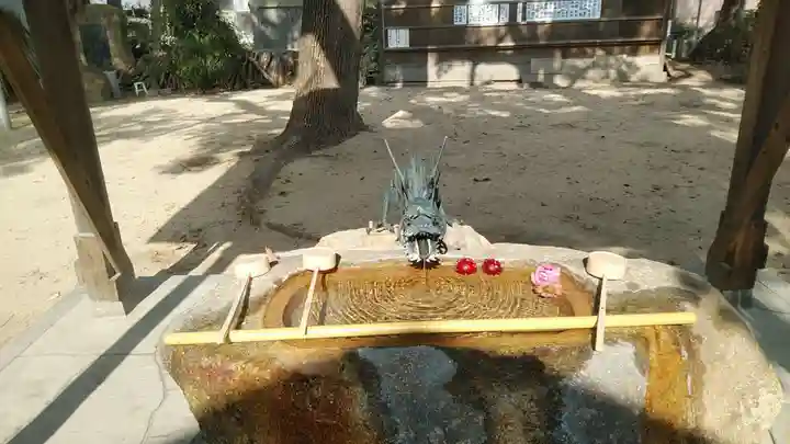 甲子園八幡神社の手水舎