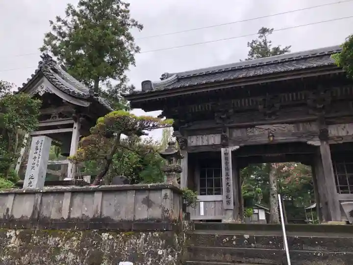 延光寺の山門・神門