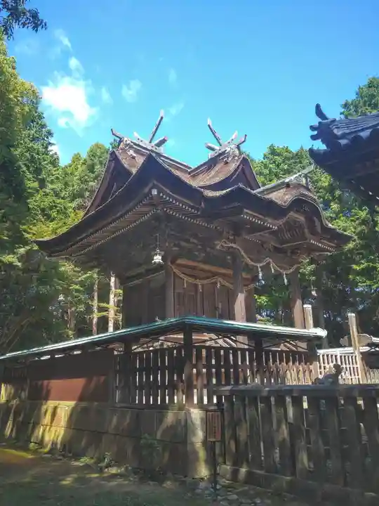 牛窓神社の本殿・本堂