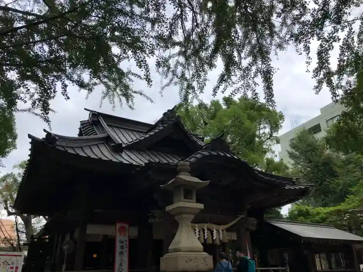 田無神社の本殿・本堂