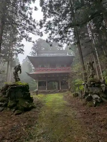 迦葉山龍華院弥勒護国寺（弥勒寺）(群馬県)