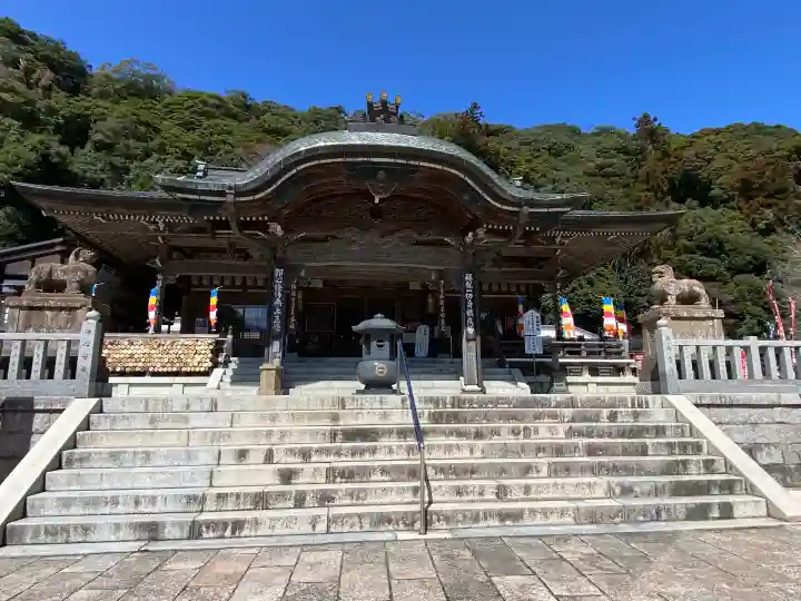 一畑薬師の{uncategorized: "未分類", other: "その他", undefined: "問題あり", building: "その他建物", grave: "お墓", sacred_gate: "鳥居", guardian: "狛犬", statue: "像", buddha: "仏像", history: "歴史", nature: "自然", garden: "庭園", animal: "動物", pagoda: "塔", temizu: "手水舎", mountain_gate: "山門・神門", sanctuary: "本殿・本堂", subordinate: "末社・摂社", art: "芸術", scenery: "景色", jizo: "地蔵", ema: "絵馬", goshuin: "御朱印", omikuji: "おみくじ", items: "授与品その他", amulet: "お守り", goshuincho: "御朱印帳", eats: "食事", festival: "お祭り", votive_dance: "神楽", shichigosan: "七五三参", wedding: "結婚式", experience: "体験その他", initially: "初詣", around: "周辺", anti_infection: "感染症対策"}