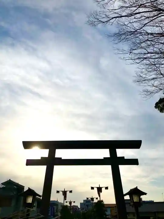 鹿島神宮の{uncategorized: "未分類", other: "その他", undefined: "問題あり", building: "その他建物", grave: "お墓", sacred_gate: "鳥居", guardian: "狛犬", statue: "像", buddha: "仏像", history: "歴史", nature: "自然", garden: "庭園", animal: "動物", pagoda: "塔", temizu: "手水舎", mountain_gate: "山門・神門", sanctuary: "本殿・本堂", subordinate: "末社・摂社", art: "芸術", scenery: "景色", jizo: "地蔵", ema: "絵馬", goshuin: "御朱印", omikuji: "おみくじ", items: "授与品その他", amulet: "お守り", goshuincho: "御朱印帳", eats: "食事", festival: "お祭り", votive_dance: "神楽", shichigosan: "七五三参", wedding: "結婚式", experience: "体験その他", initially: "初詣", around: "周辺", anti_infection: "感染症対策"}