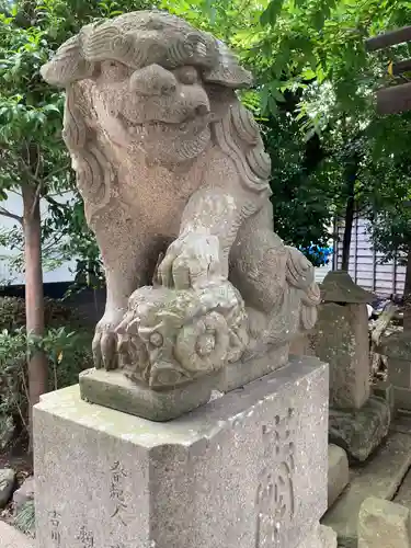 鈴鹿明神社の狛犬