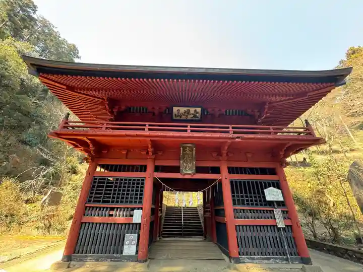 太平山神社の{uncategorized: "未分類", other: "その他", undefined: "問題あり", building: "その他建物", grave: "お墓", sacred_gate: "鳥居", guardian: "狛犬", statue: "像", buddha: "仏像", history: "歴史", nature: "自然", garden: "庭園", animal: "動物", pagoda: "塔", temizu: "手水舎", mountain_gate: "山門・神門", sanctuary: "本殿・本堂", subordinate: "末社・摂社", art: "芸術", scenery: "景色", jizo: "地蔵", ema: "絵馬", goshuin: "御朱印", omikuji: "おみくじ", items: "授与品その他", amulet: "お守り", goshuincho: "御朱印帳", eats: "食事", festival: "お祭り", votive_dance: "神楽", shichigosan: "七五三参", wedding: "結婚式", experience: "体験その他", initially: "初詣", around: "周辺", anti_infection: "感染症対策"}