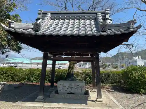 下多良神社の{uncategorized: "未分類", other: "その他", undefined: "問題あり", building: "その他建物", grave: "お墓", sacred_gate: "鳥居", guardian: "狛犬", statue: "像", buddha: "仏像", history: "歴史", nature: "自然", garden: "庭園", animal: "動物", pagoda: "塔", temizu: "手水舎", mountain_gate: "山門・神門", sanctuary: "本殿・本堂", subordinate: "末社・摂社", art: "芸術", scenery: "景色", jizo: "地蔵", ema: "絵馬", goshuin: "御朱印", omikuji: "おみくじ", items: "授与品その他", amulet: "お守り", goshuincho: "御朱印帳", eats: "食事", festival: "お祭り", votive_dance: "神楽", shichigosan: "七五三参", wedding: "結婚式", experience: "体験その他", initially: "初詣", around: "周辺", anti_infection: "感染症対策"}