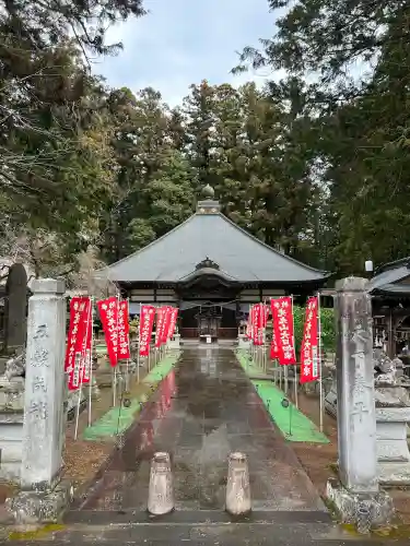 光丸山 法輪寺の{uncategorized: "未分類", other: "その他", undefined: "問題あり", building: "その他建物", grave: "お墓", sacred_gate: "鳥居", guardian: "狛犬", statue: "像", buddha: "仏像", history: "歴史", nature: "自然", garden: "庭園", animal: "動物", pagoda: "塔", temizu: "手水舎", mountain_gate: "山門・神門", sanctuary: "本殿・本堂", subordinate: "末社・摂社", art: "芸術", scenery: "景色", jizo: "地蔵", ema: "絵馬", goshuin: "御朱印", omikuji: "おみくじ", items: "授与品その他", amulet: "お守り", goshuincho: "御朱印帳", eats: "食事", festival: "お祭り", votive_dance: "神楽", shichigosan: "七五三参", wedding: "結婚式", experience: "体験その他", initially: "初詣", around: "周辺", anti_infection: "感染症対策"}