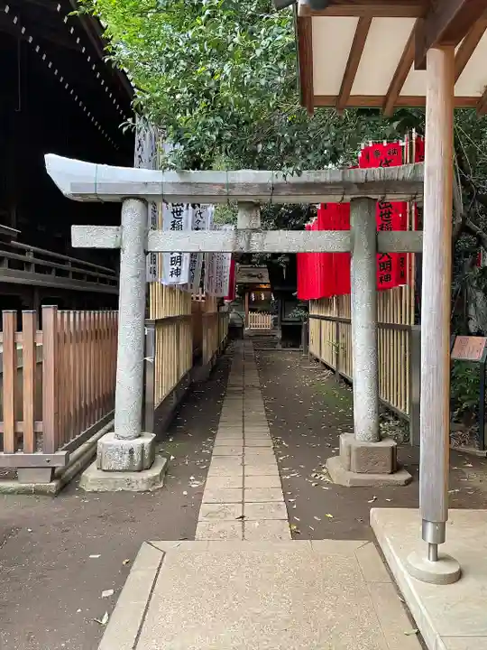 代々木八幡宮の末社・摂社