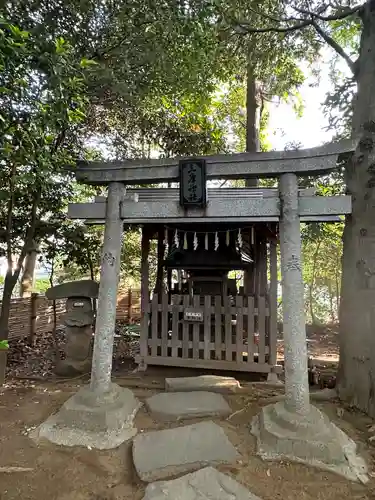 検見川神社の末社