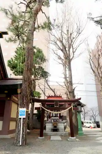 三吉神社の末社・摂社
