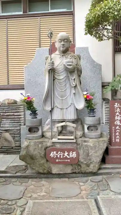真福寺の像