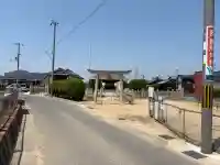 武大神社の{uncategorized: "未分類", other: "その他", undefined: "問題あり", building: "その他建物", grave: "お墓", sacred_gate: "鳥居", guardian: "狛犬", statue: "像", buddha: "仏像", history: "歴史", nature: "自然", garden: "庭園", animal: "動物", pagoda: "塔", temizu: "手水舎", mountain_gate: "山門・神門", sanctuary: "本殿・本堂", subordinate: "末社・摂社", art: "芸術", scenery: "景色", jizo: "地蔵", ema: "絵馬", goshuin: "御朱印", omikuji: "おみくじ", items: "授与品その他", amulet: "お守り", goshuincho: "御朱印帳", eats: "食事", festival: "お祭り", votive_dance: "神楽", shichigosan: "七五三参", wedding: "結婚式", experience: "体験その他", initially: "初詣", around: "周辺", anti_infection: "感染症対策"}