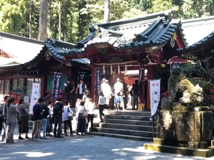 箱根神社の山門・神門