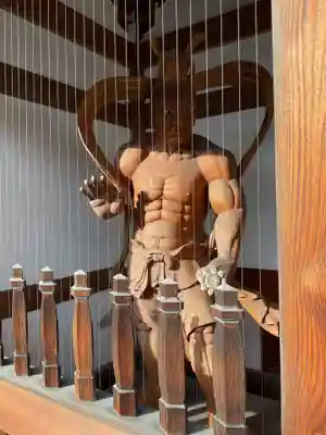 薬師寺（北外山）の像